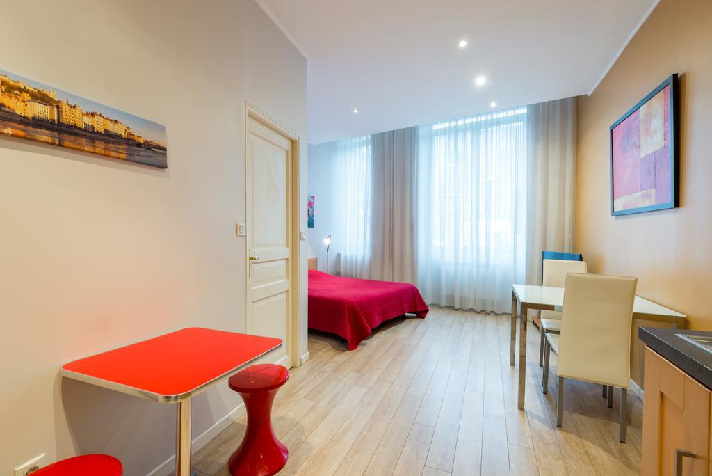 Les Studios De La Place Lyon Room photo